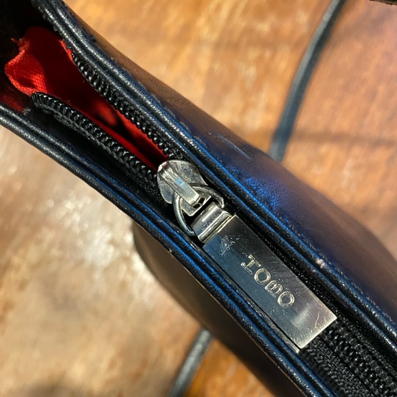 HOBO Shiny Black Leather Crossbody Bag - Picture 4 of 9